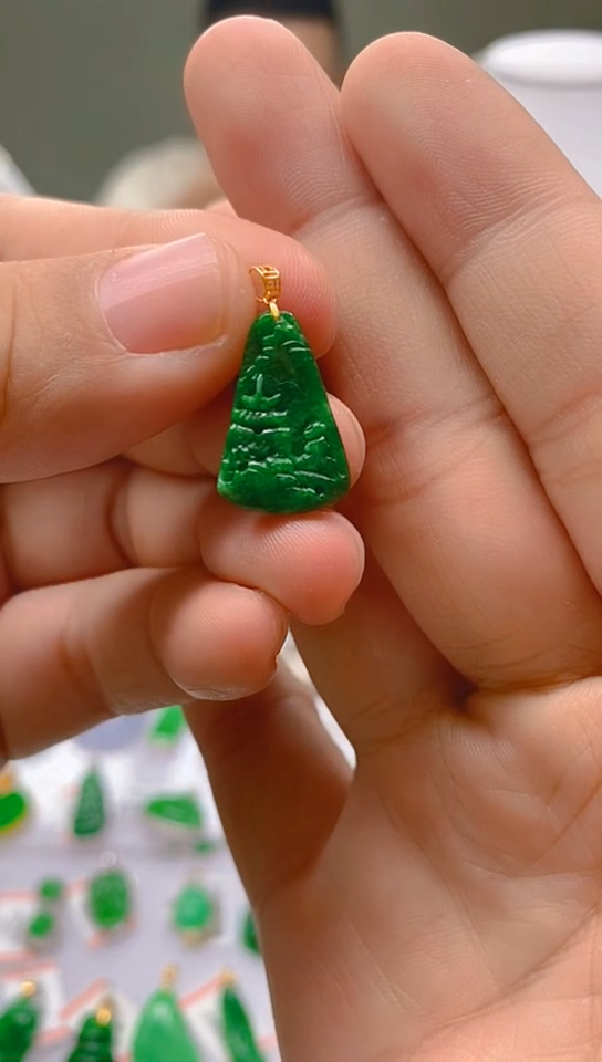 【闪购商品】翡翠颈饰18K金镶嵌新号开播，全场乱卖