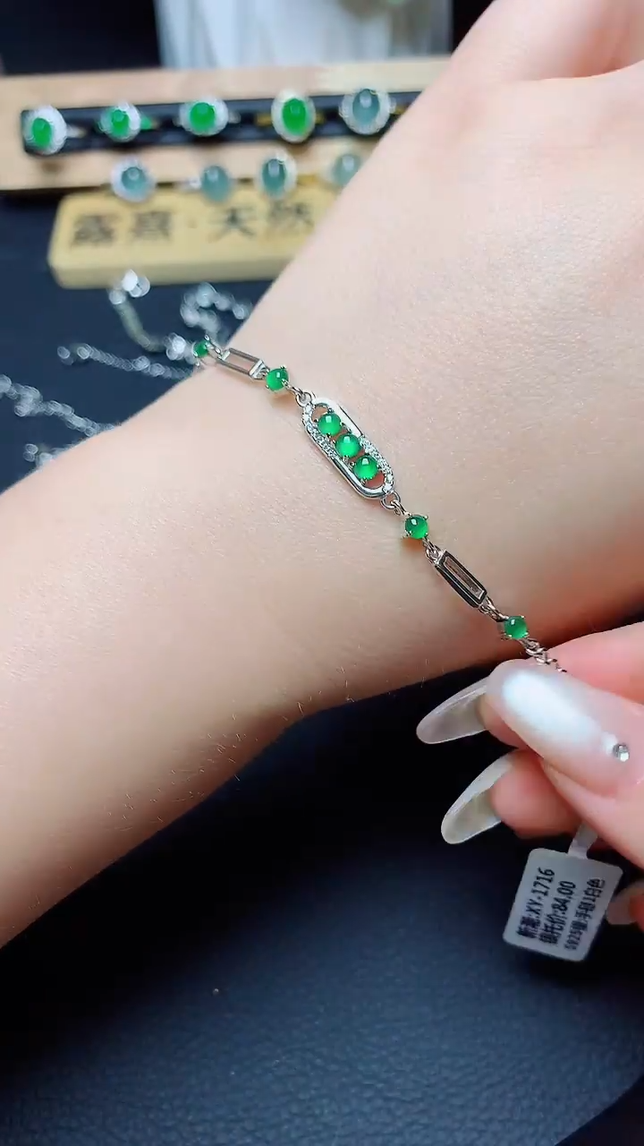 翡翠戒指银S925镶嵌天然翡翠A货s925银镶