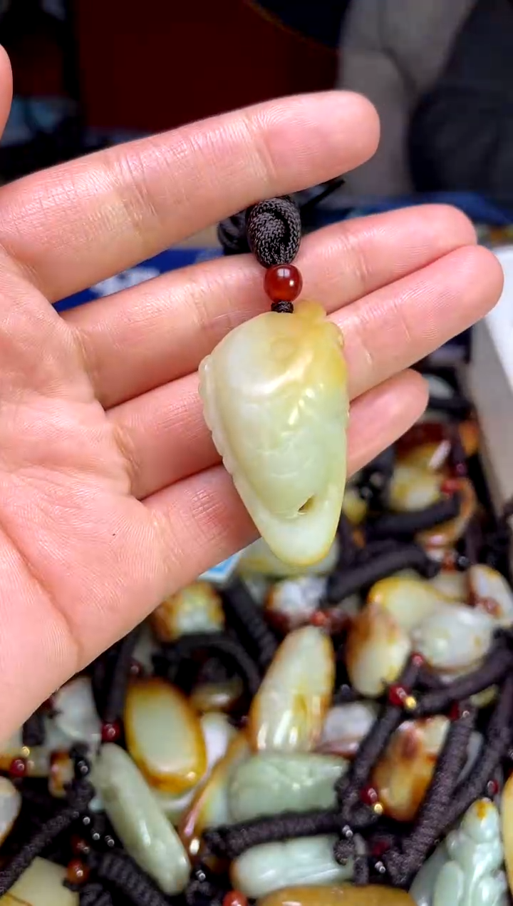 【闪购商品】和田玉颈饰未镶嵌123