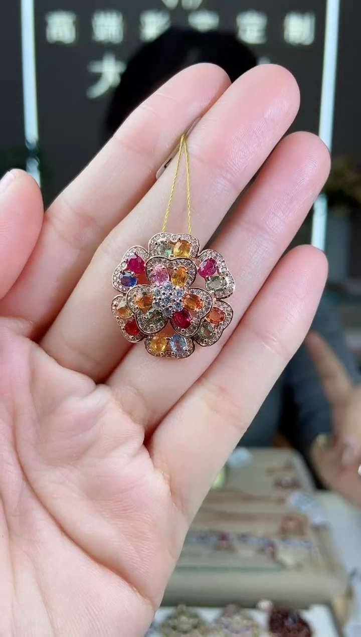 【闪购商品】彩色蓝宝石颈饰银S925镶嵌颈饰