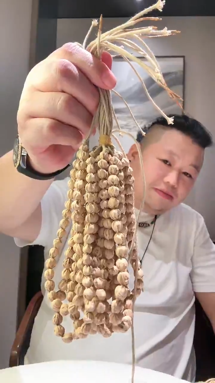 把件柏香籽/百香籽全量深坑鬼脸百香籽多样性发B009