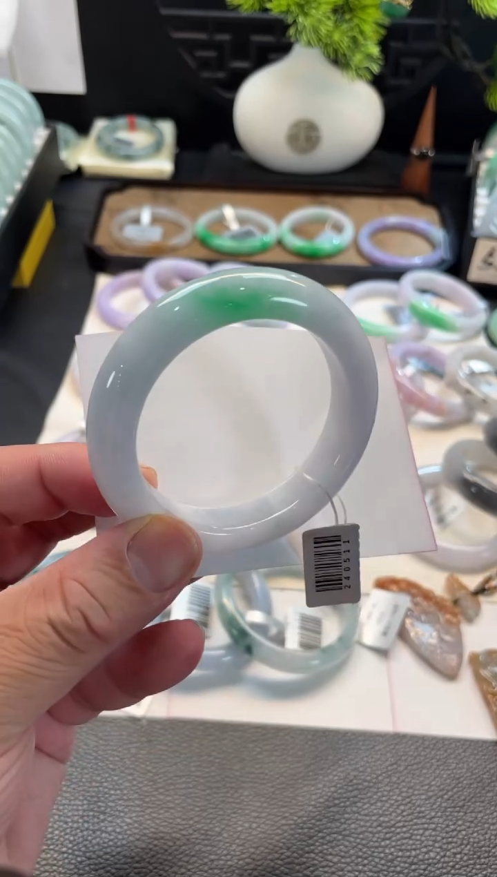 未镶嵌手镯翡翠123号 52正圈