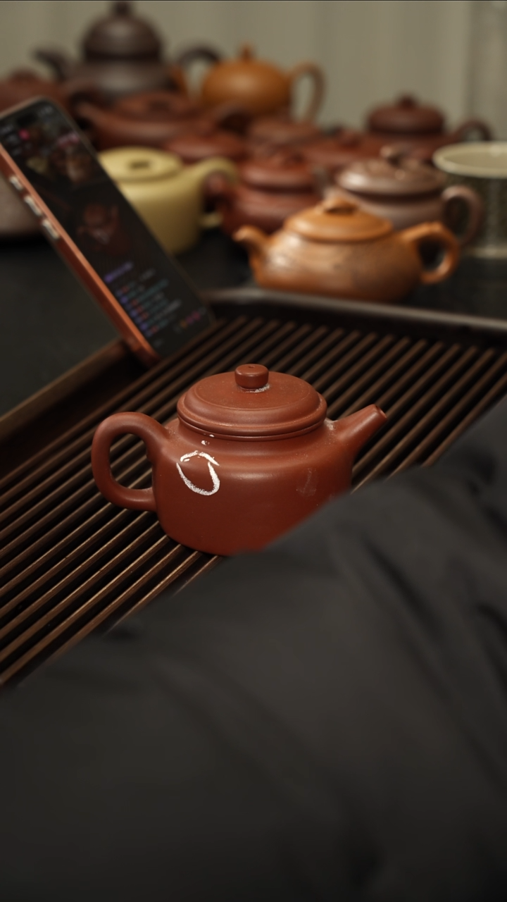 茶壶紫砂微微瑕德钟红皮龙