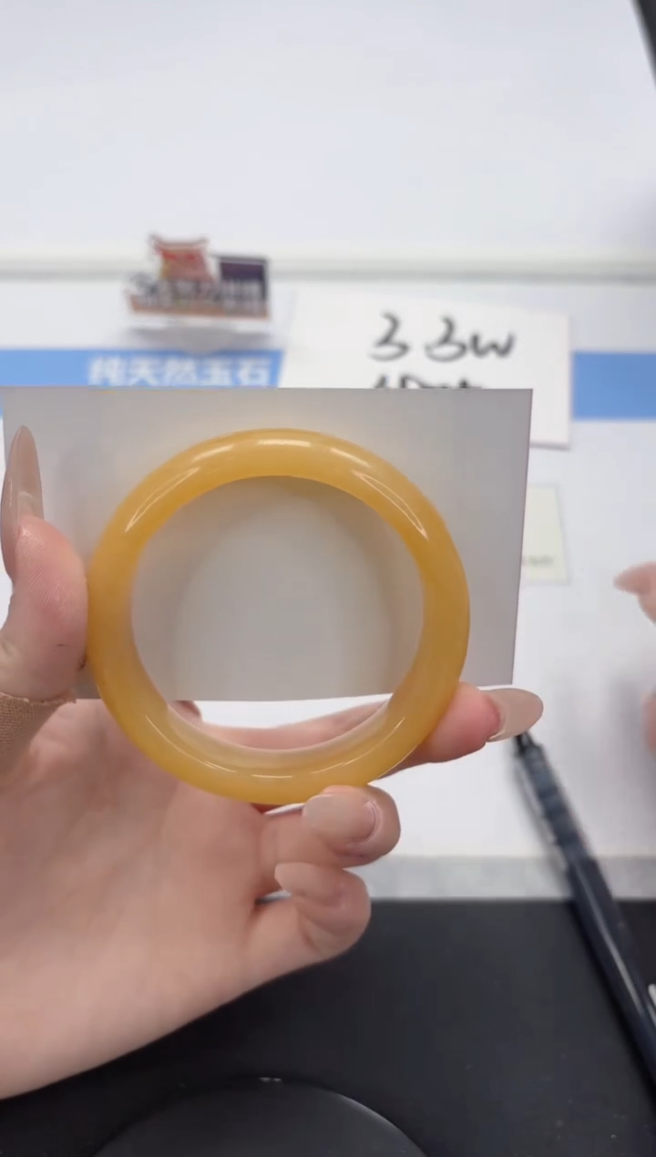 【闪购商品】石英质玉手镯未镶嵌A368-54.8