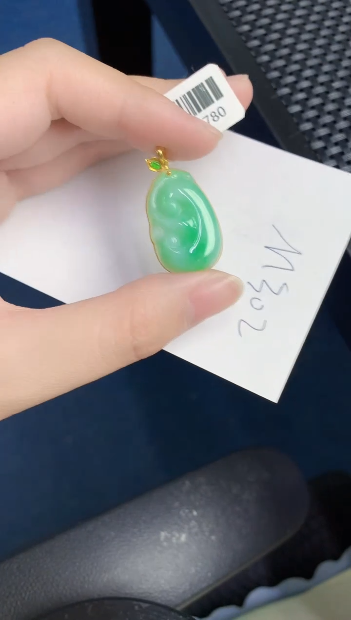 【闪购商品】翡翠颈饰18K金镶嵌0000000000