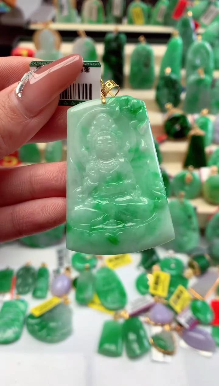 【闪购商品】翡翠吊坠(不含链)18K金镶嵌挂件