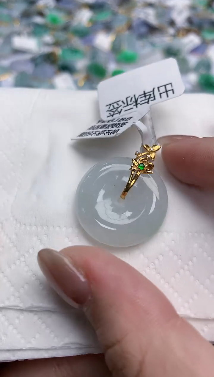 【闪购商品】翡翠颈饰18K金镶嵌天然缅甸翡翠A货