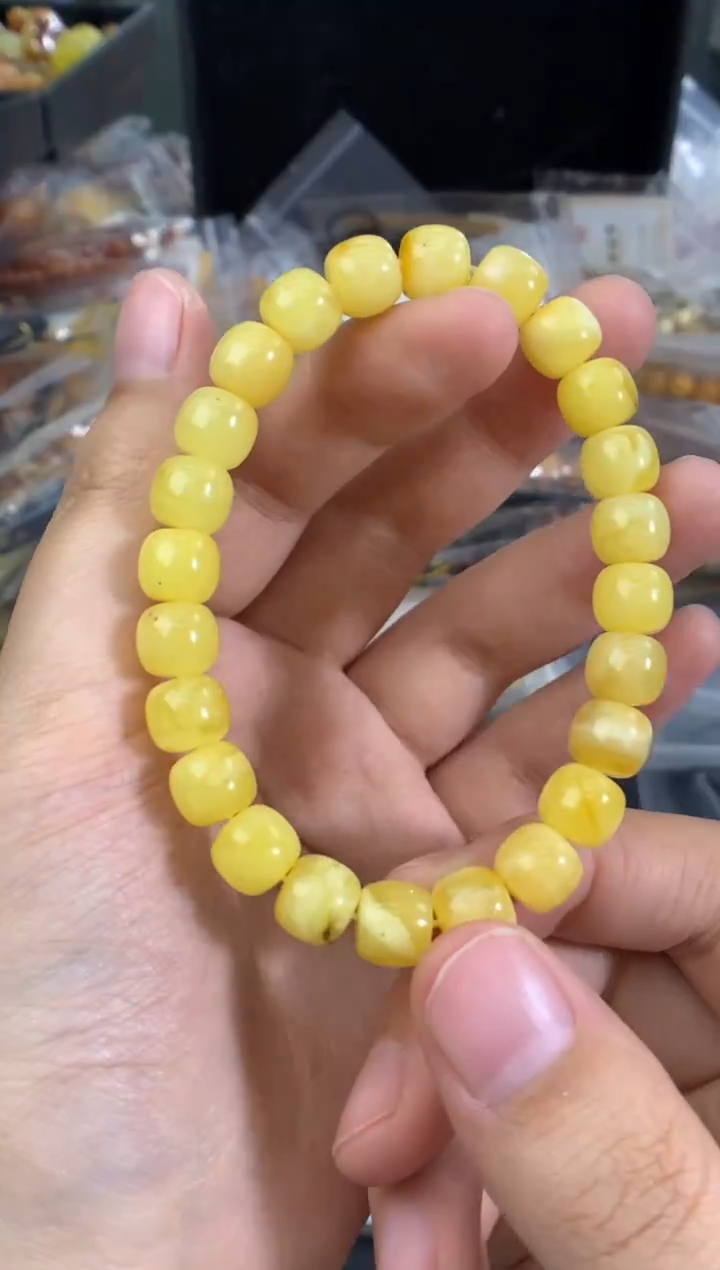 蜜蜡未镶嵌珠宝奇石1