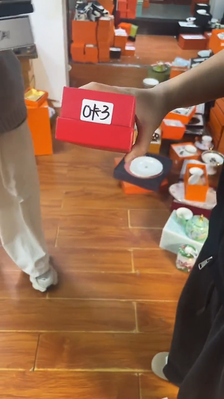 杯鸿辉家品牌瓷器，京东包邮！