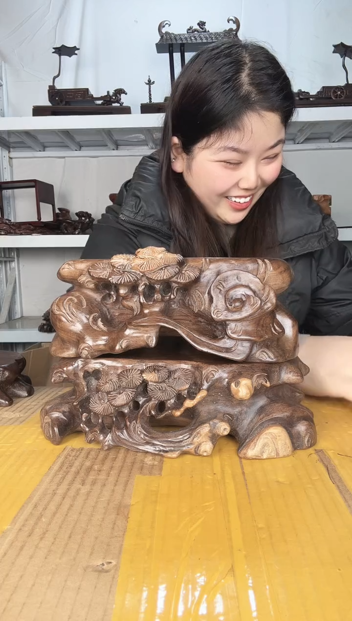 大果紫檀（缅甸花梨）冰**瑰180