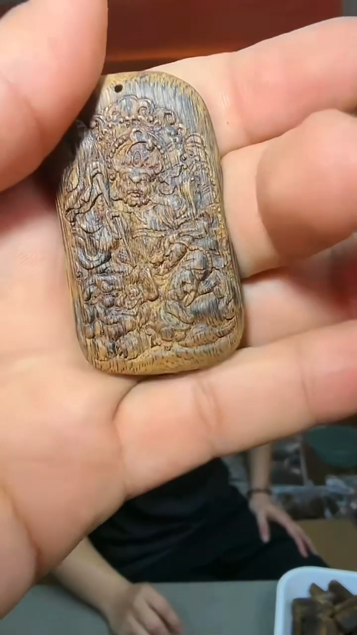 沉香吊坠94号多样性发一