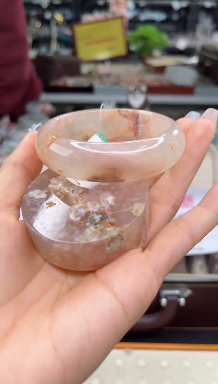 【闪购商品】石英质玉手镯未镶嵌56圈口（赠品镯心）6687174