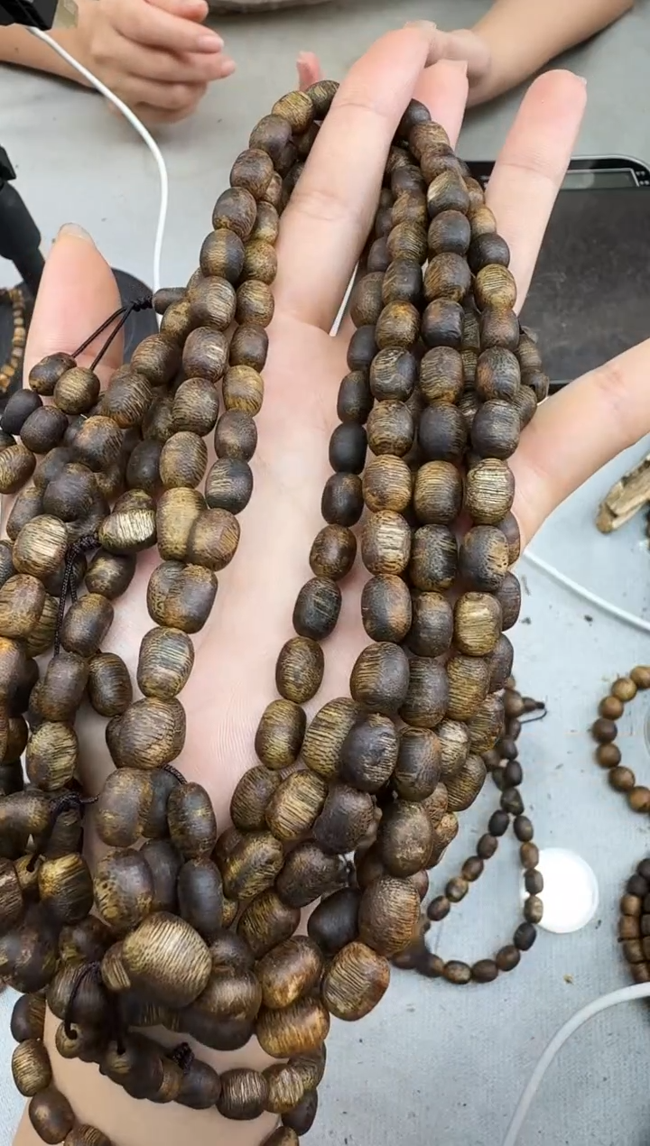 沉香手串0813张勺子留疤珠双圈多样性发一