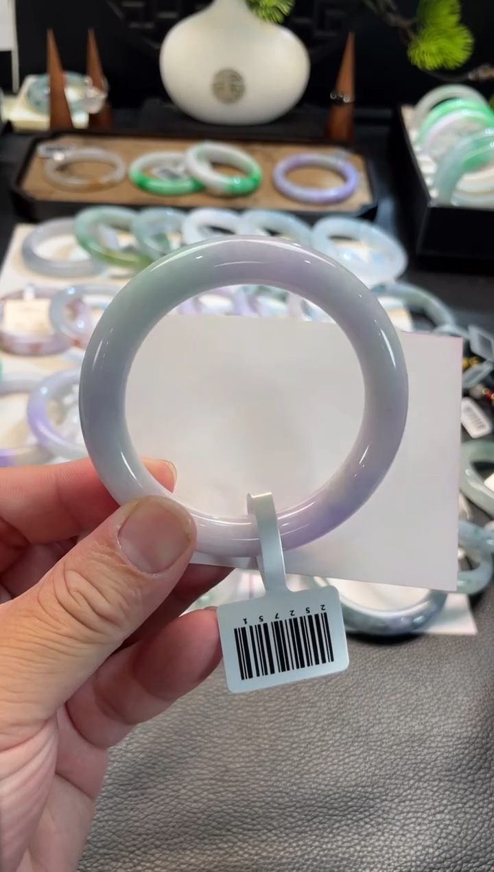 未镶嵌手镯翡翠53号链接 有纹裂56圆条