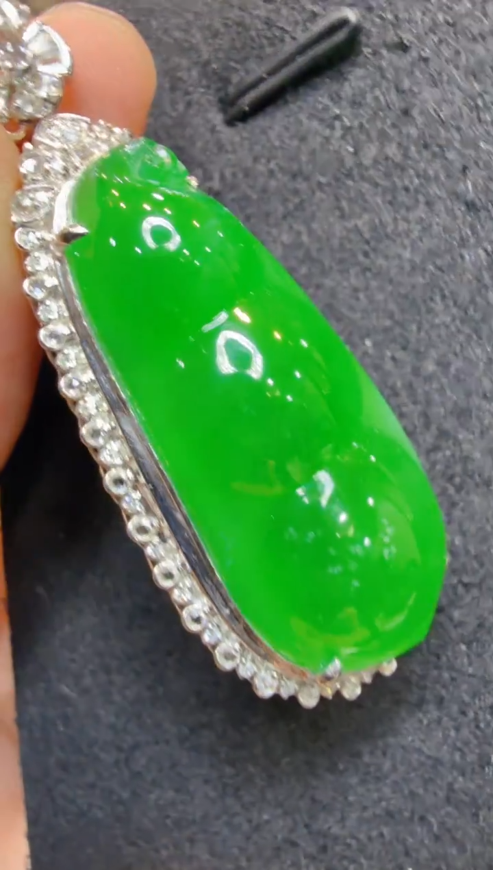 吊坠(不含链)18K金镶嵌翡翠多样性团购发一件