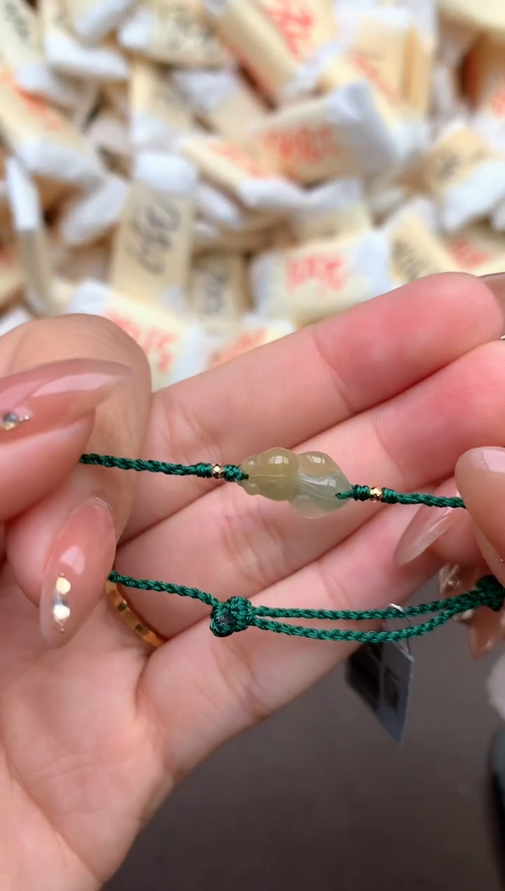 【闪购商品】翡翠手绳未镶嵌 —