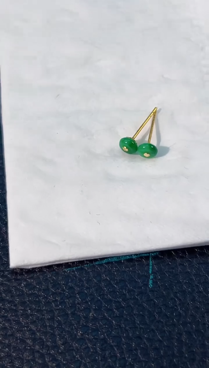 颈饰18K金镶嵌翡翠缅料A货/多样性发货/一件