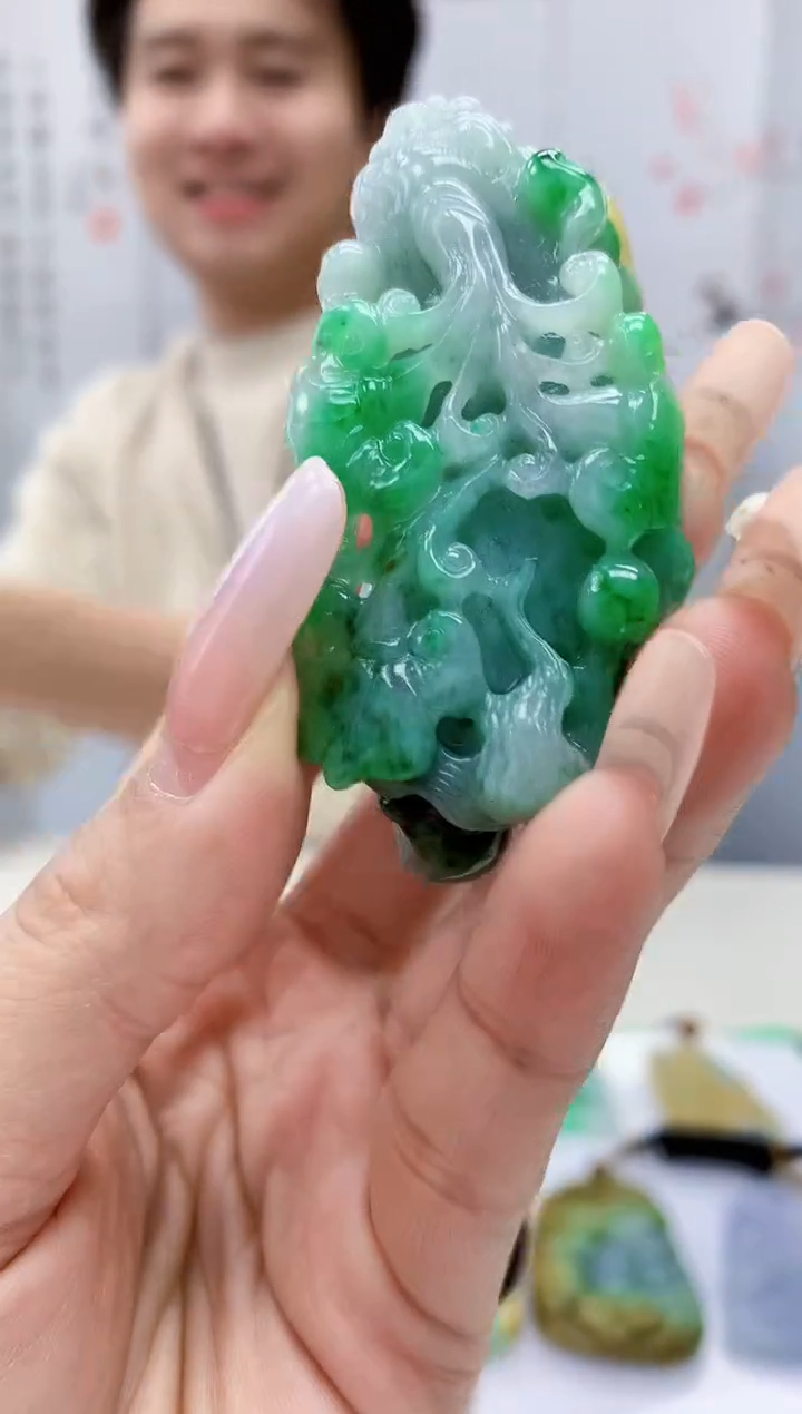 【闪购商品】定制翡翠未镶嵌1502lr-毛货挂件35