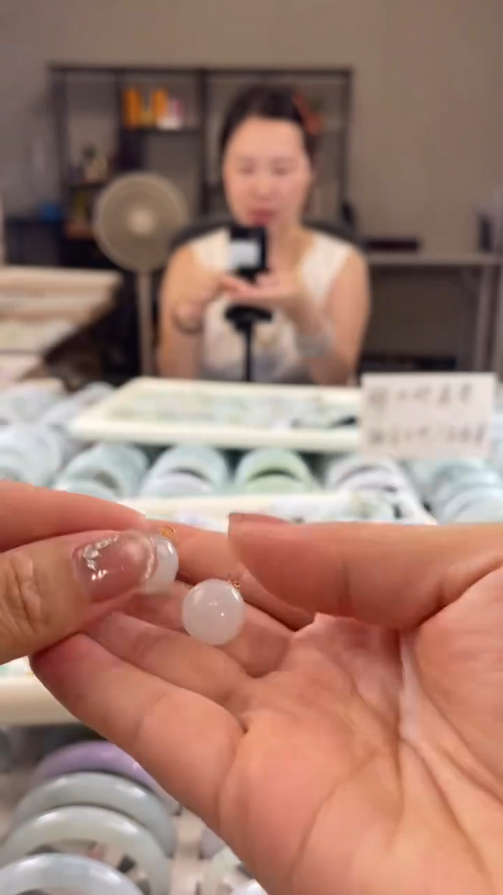 吊坠(不含链)未镶嵌翡翠多样性发一