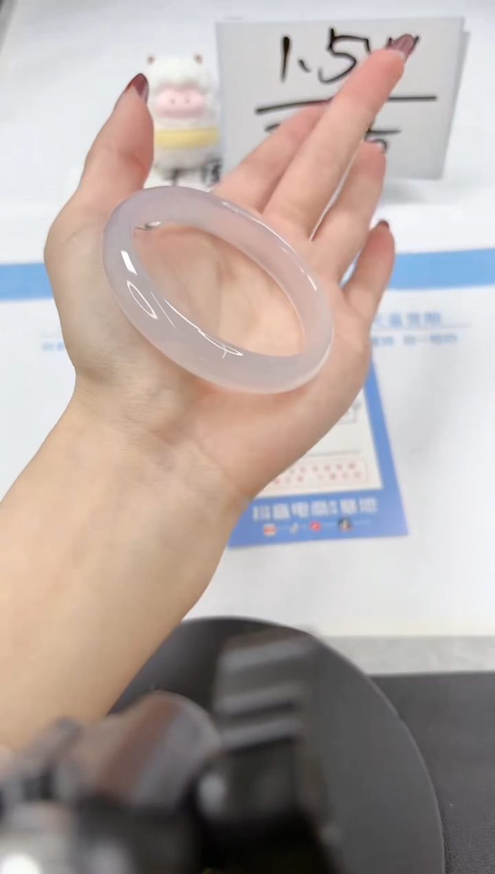 【闪购商品】石英质玉手镯未镶嵌A257-53.5-54