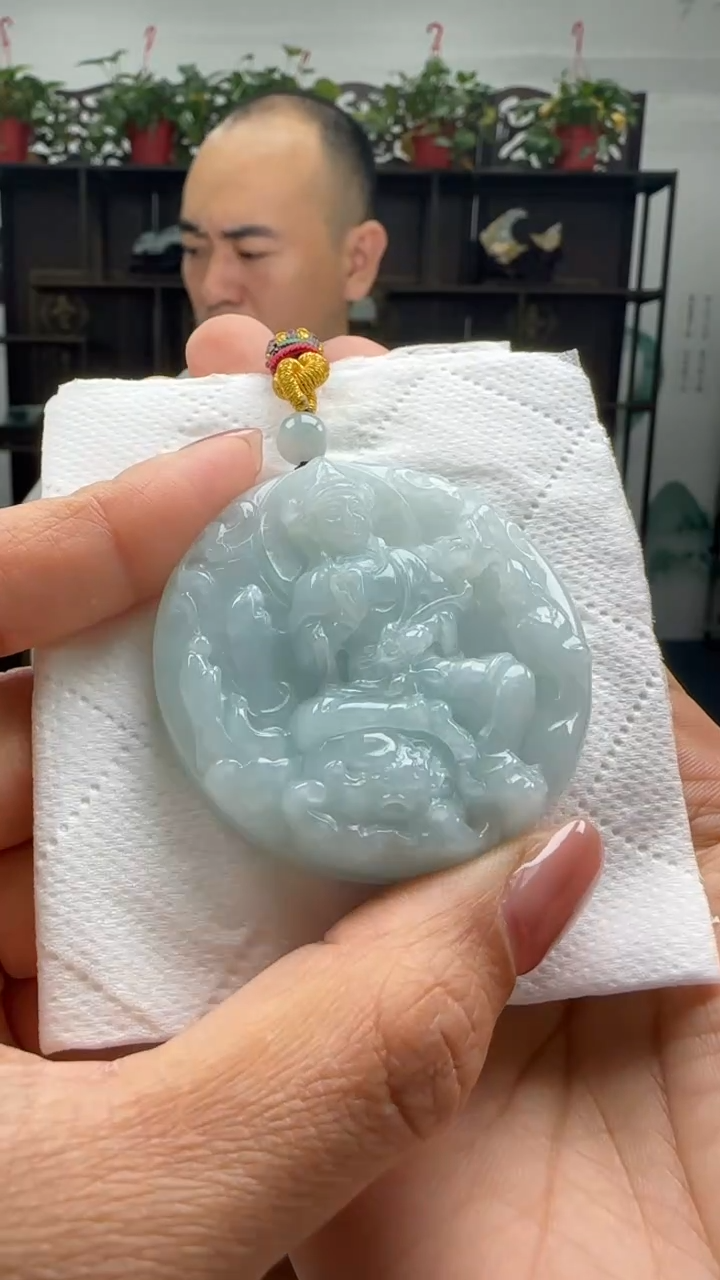【闪购商品】翡翠颈饰未镶嵌天然翡翠A货吊坠