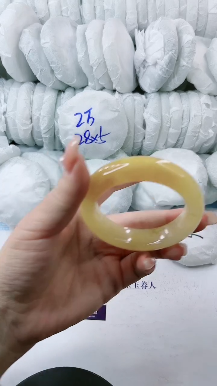 【闪购商品】石英质玉手镯未镶嵌多样性发货B151