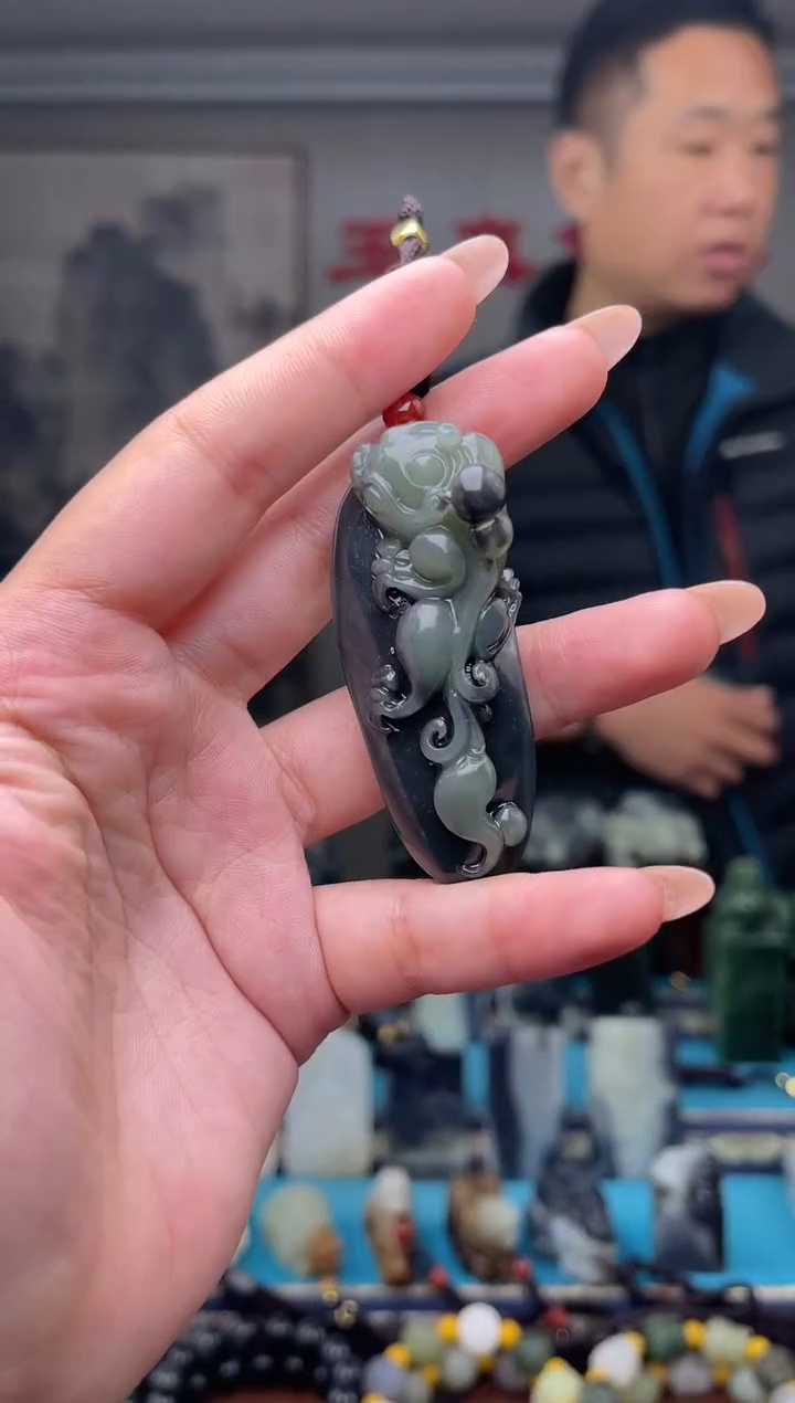 未镶嵌和田玉挂件1