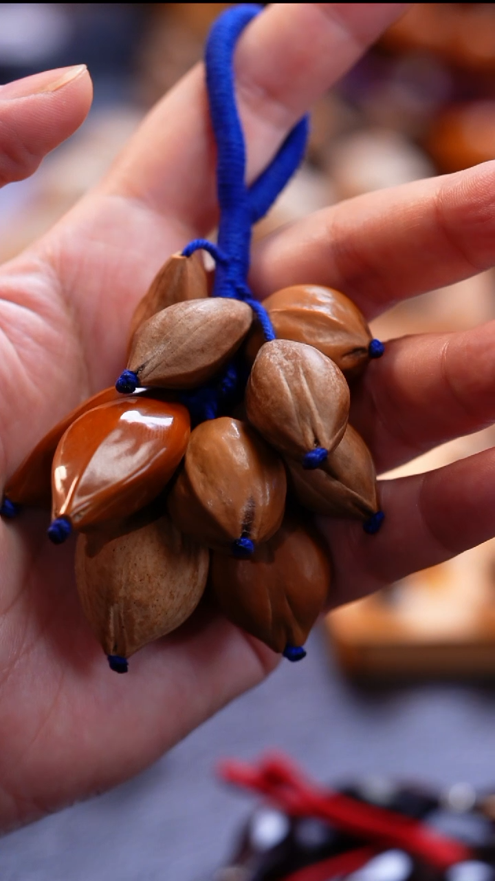 吊坠橄榄核T****g苏工橄榄核