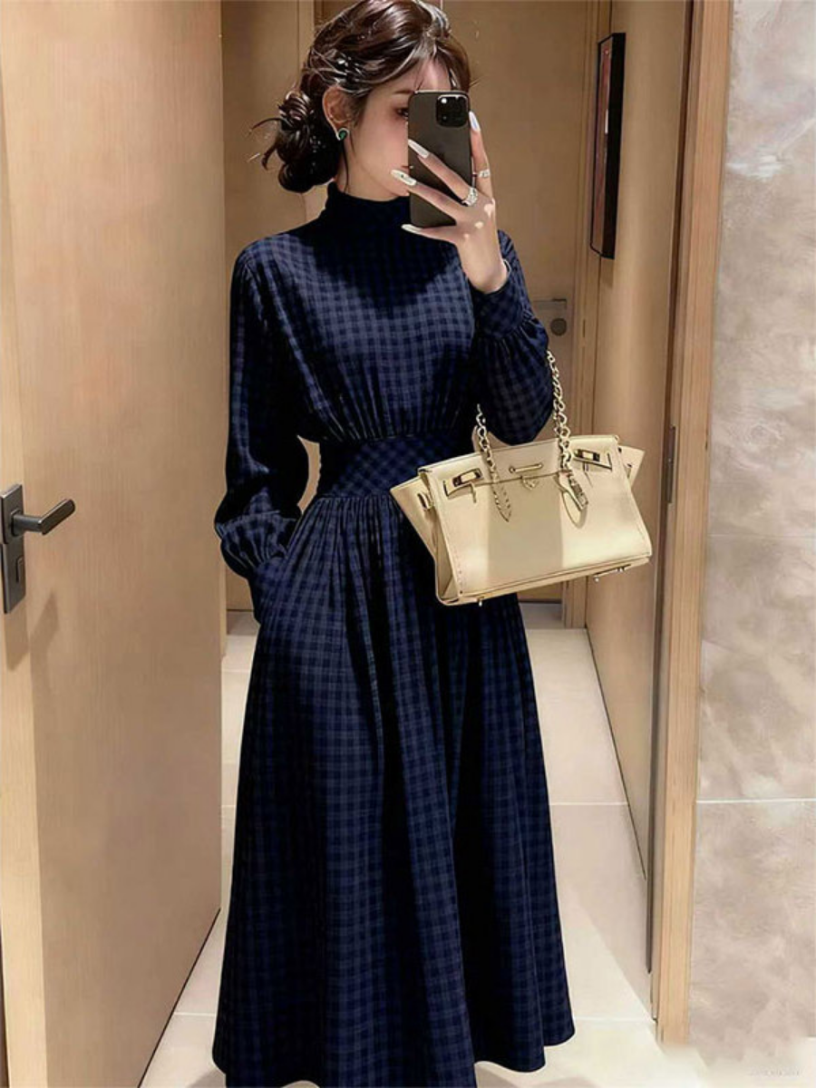 出席重要场合的连衣裙秋冬气质收腰显瘦复古藏蓝色格纹长袖连衣裙