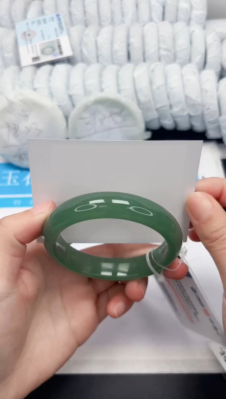 【闪购商品】石英质玉手镯未镶嵌213-60.6