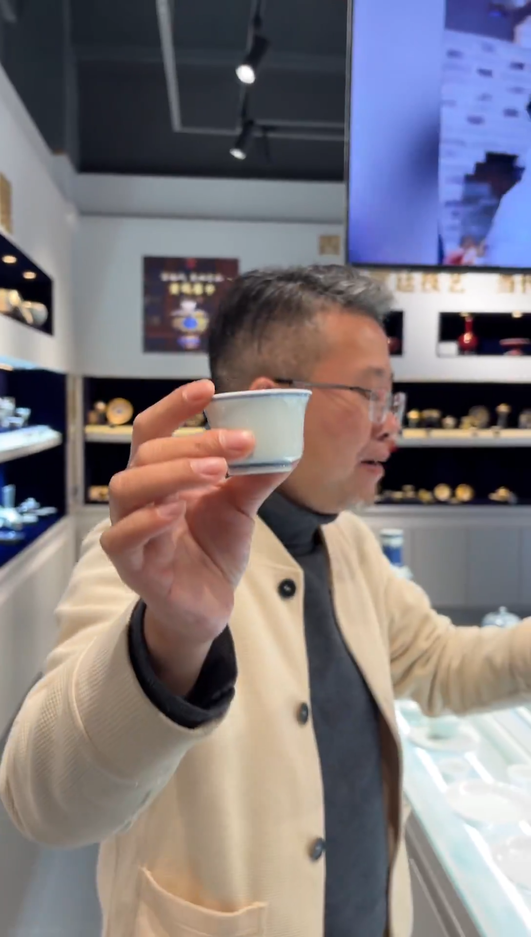 堂钟正窑陶瓷白胎马蹄杯