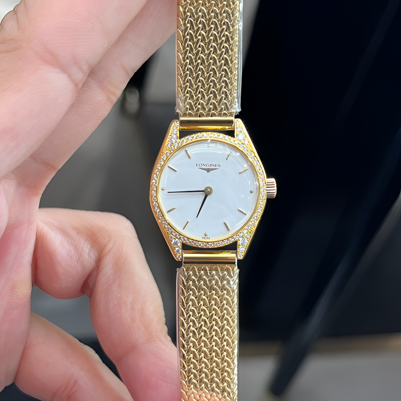 95新 Longines/浪琴  手动机械后钻23mm/公价32999/w10981