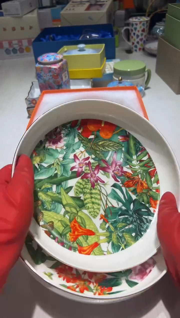 瓷片五折小店全场放漏@@1