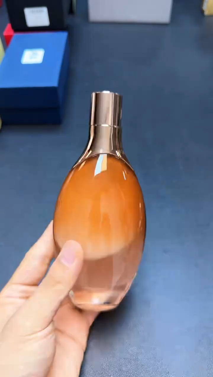 瓷片全新正品一件不留@@WE661