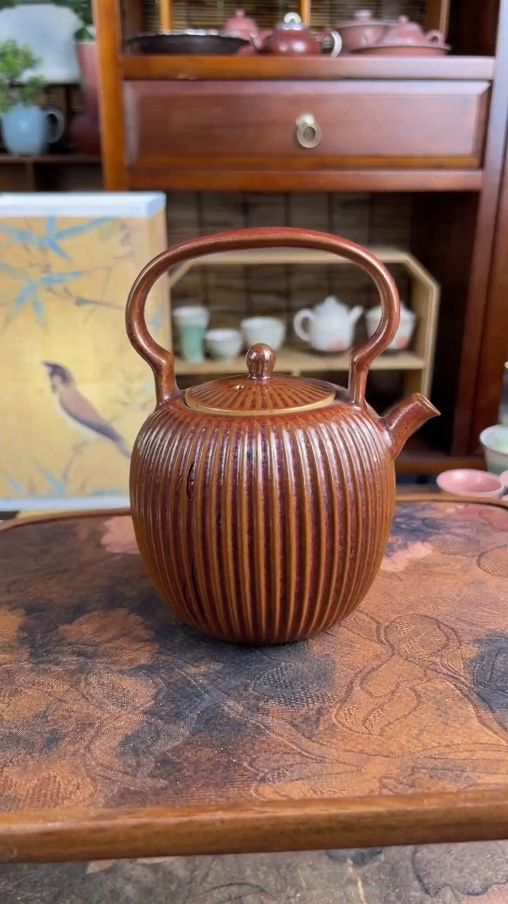 【闪购商品】虾酱香红小汲泉提梁壶