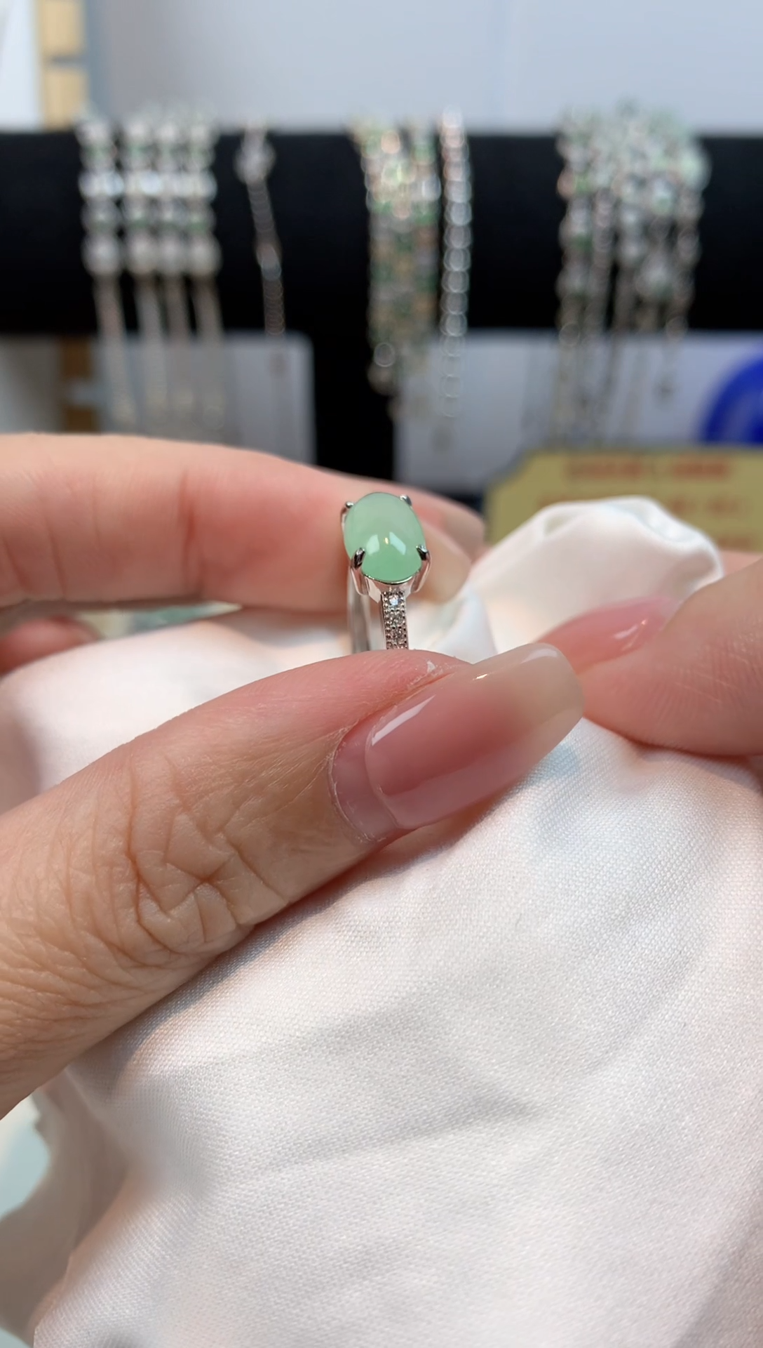 翡翠戒指银S925镶嵌天然A货翡翠
