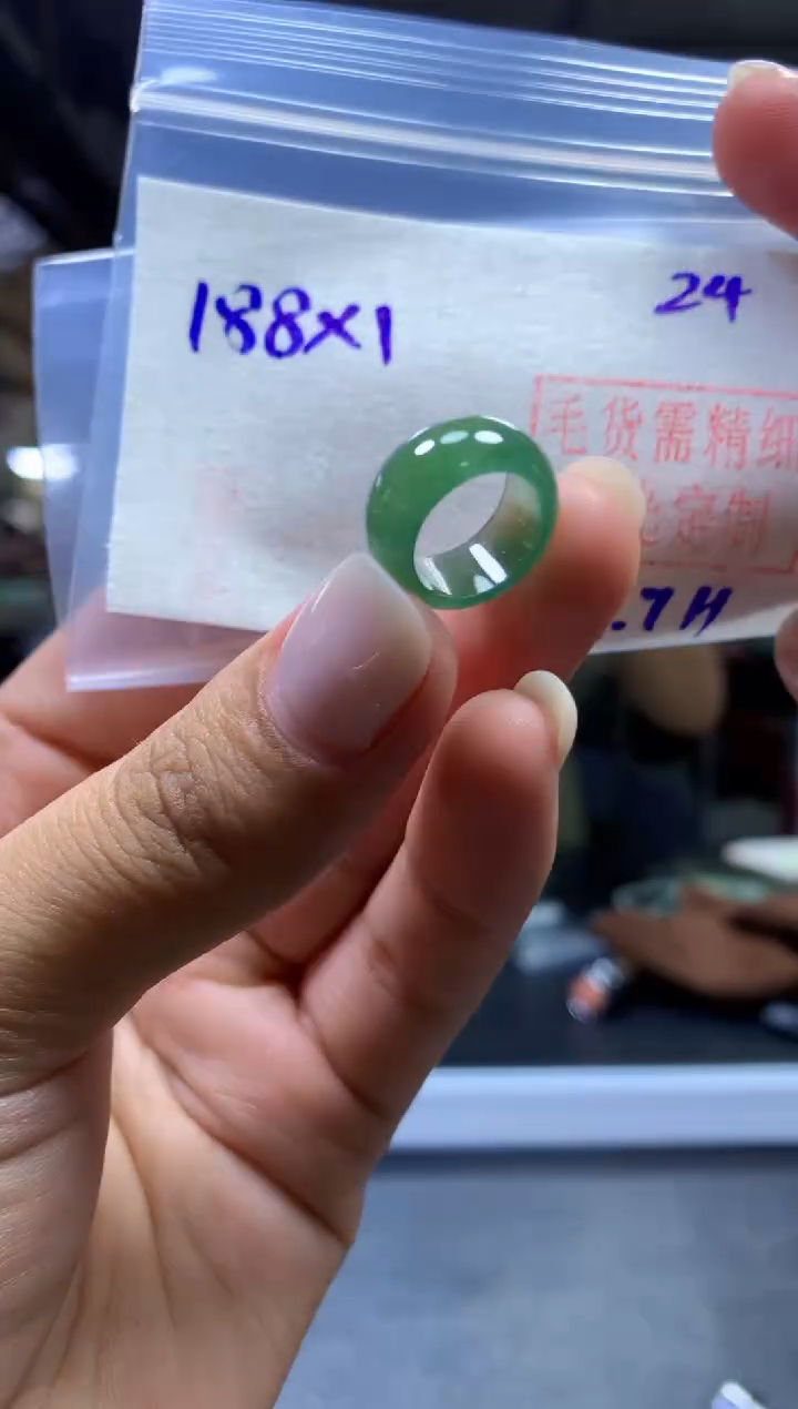 未镶嵌定制翡翠甜甜圈#188元-毛货需精细抛光