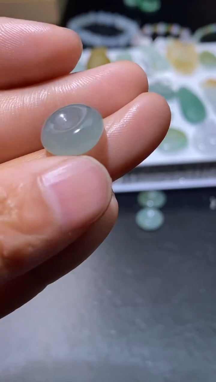 【闪购商品】定制翡翠未镶嵌翡翠毛货~