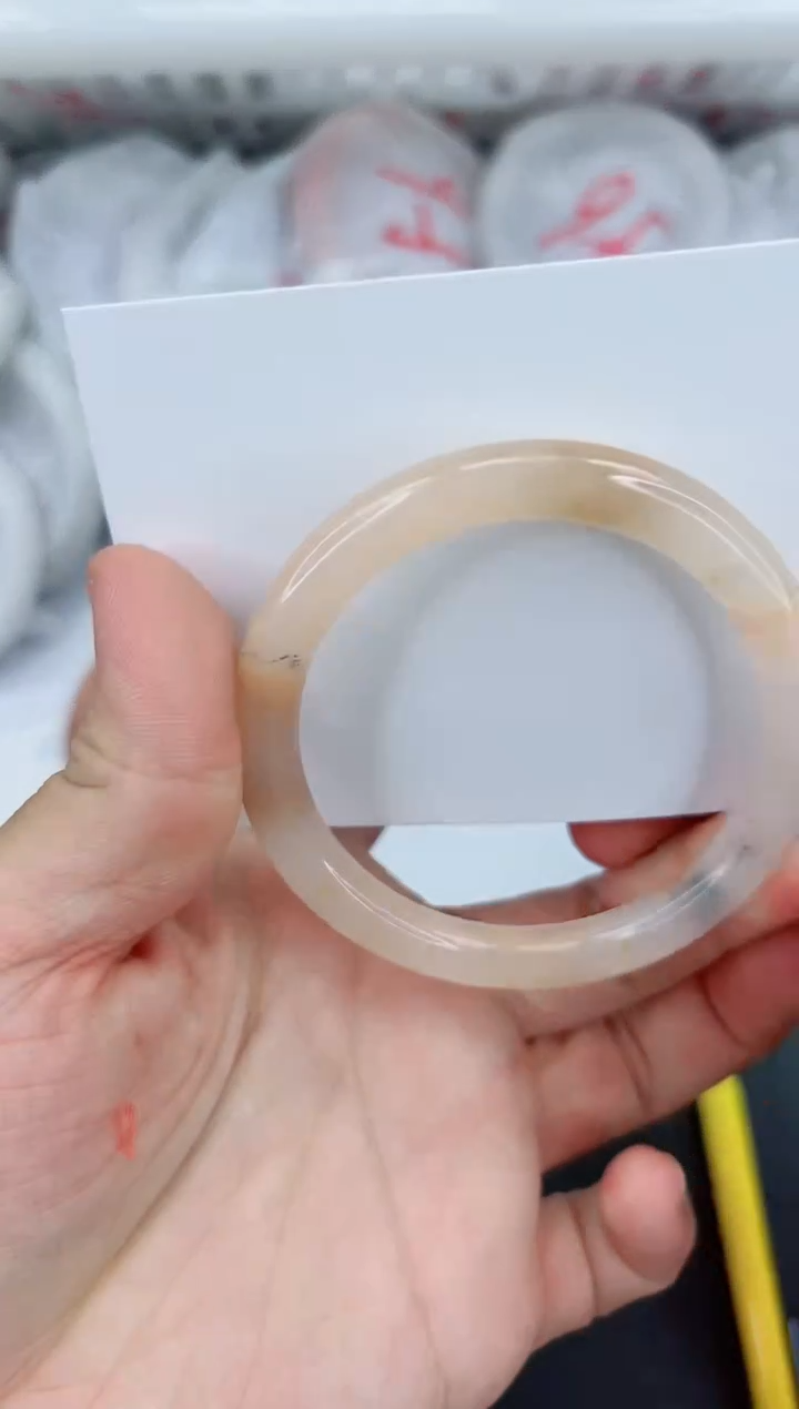 【闪购商品】石英质玉手镯未镶嵌207-54.8