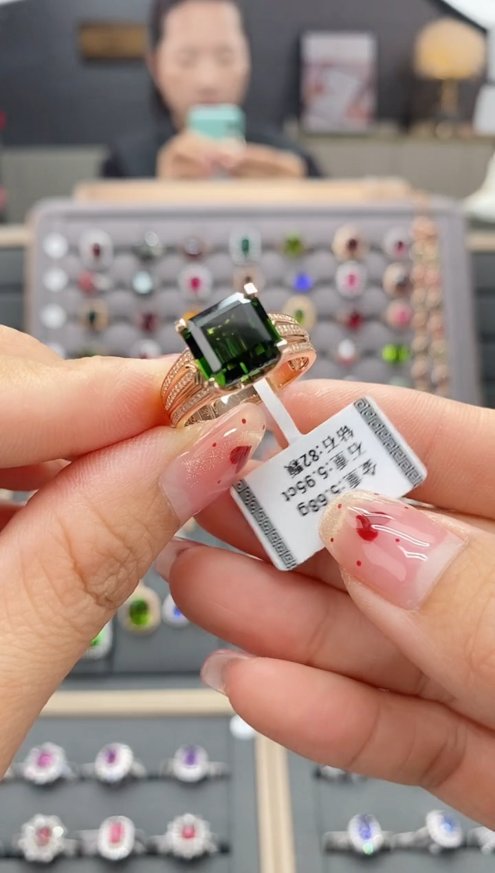 【闪购商品】碧玺戒指18K金镶嵌5.95  