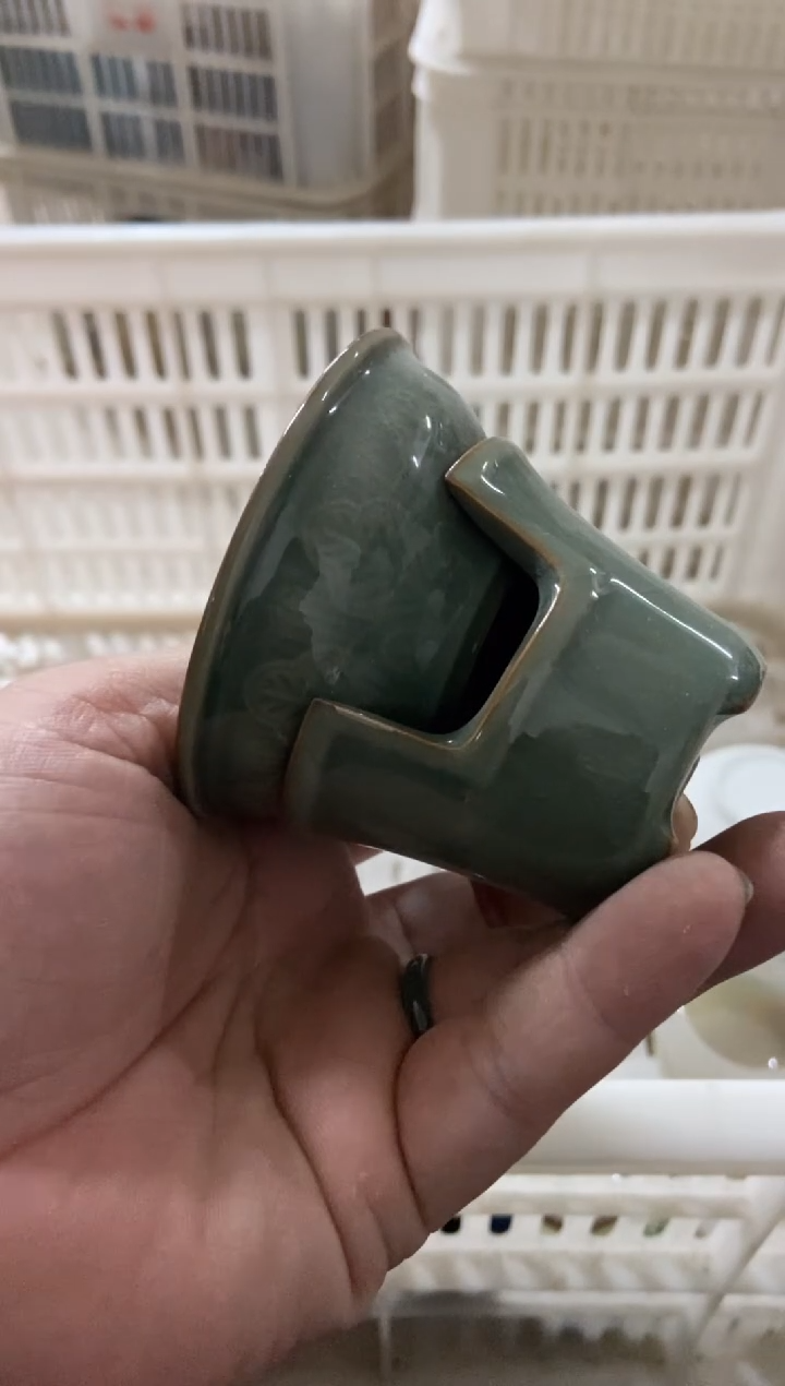 杯无运费险有瑕疵的摄影的产品有使用过的痕迹有点脏介意勿拍