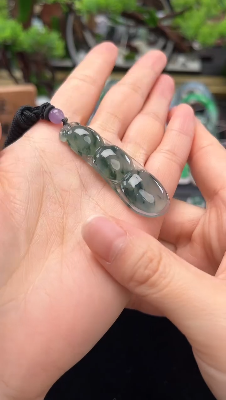 颈饰未镶嵌翡翠吊坠