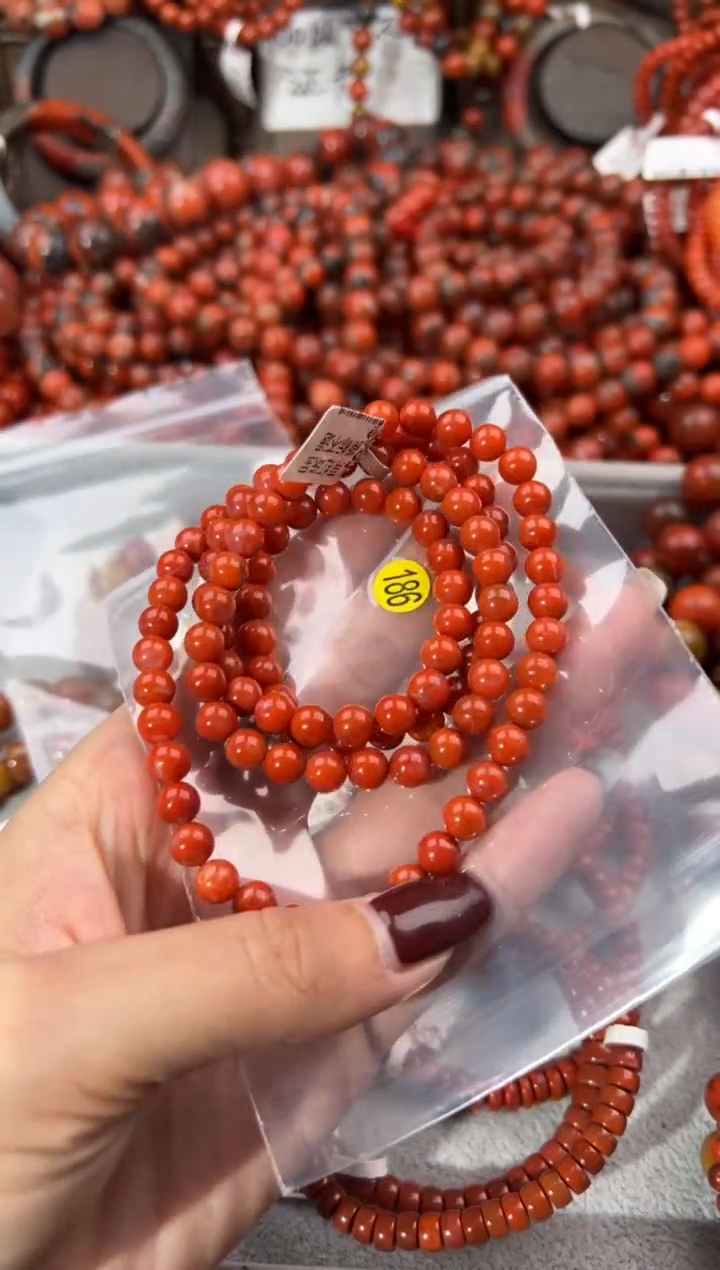 未镶嵌手串南红玛瑙6+
