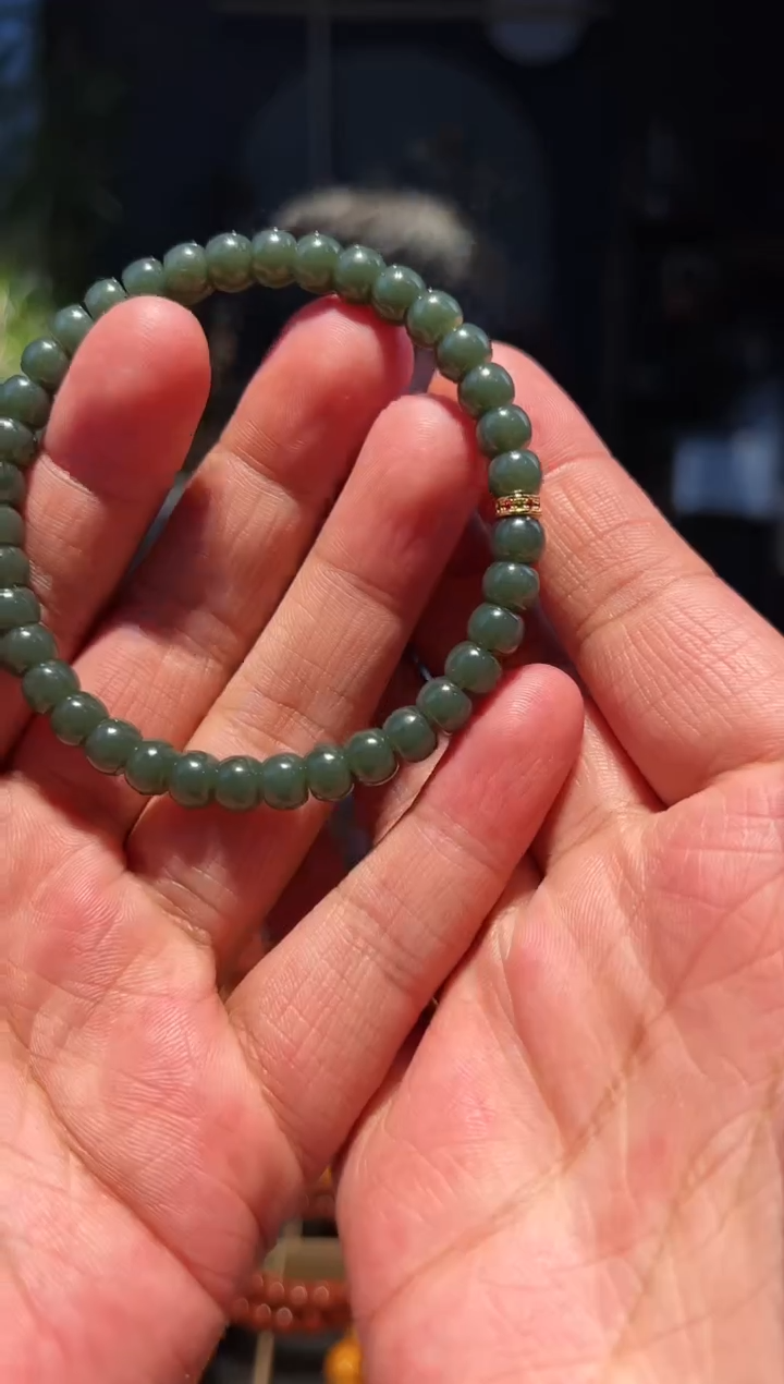 手串未镶嵌和田玉单圈