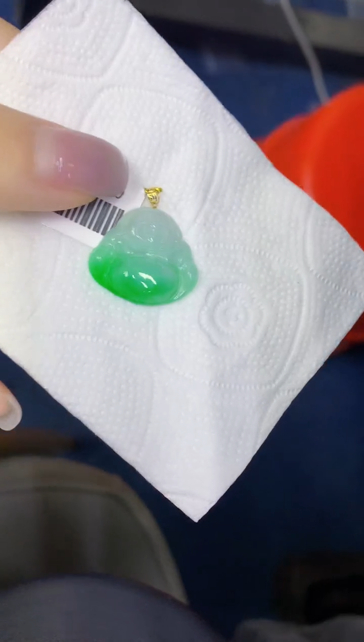 颈饰18K金镶嵌翡翠缅甸天然翡翠A货