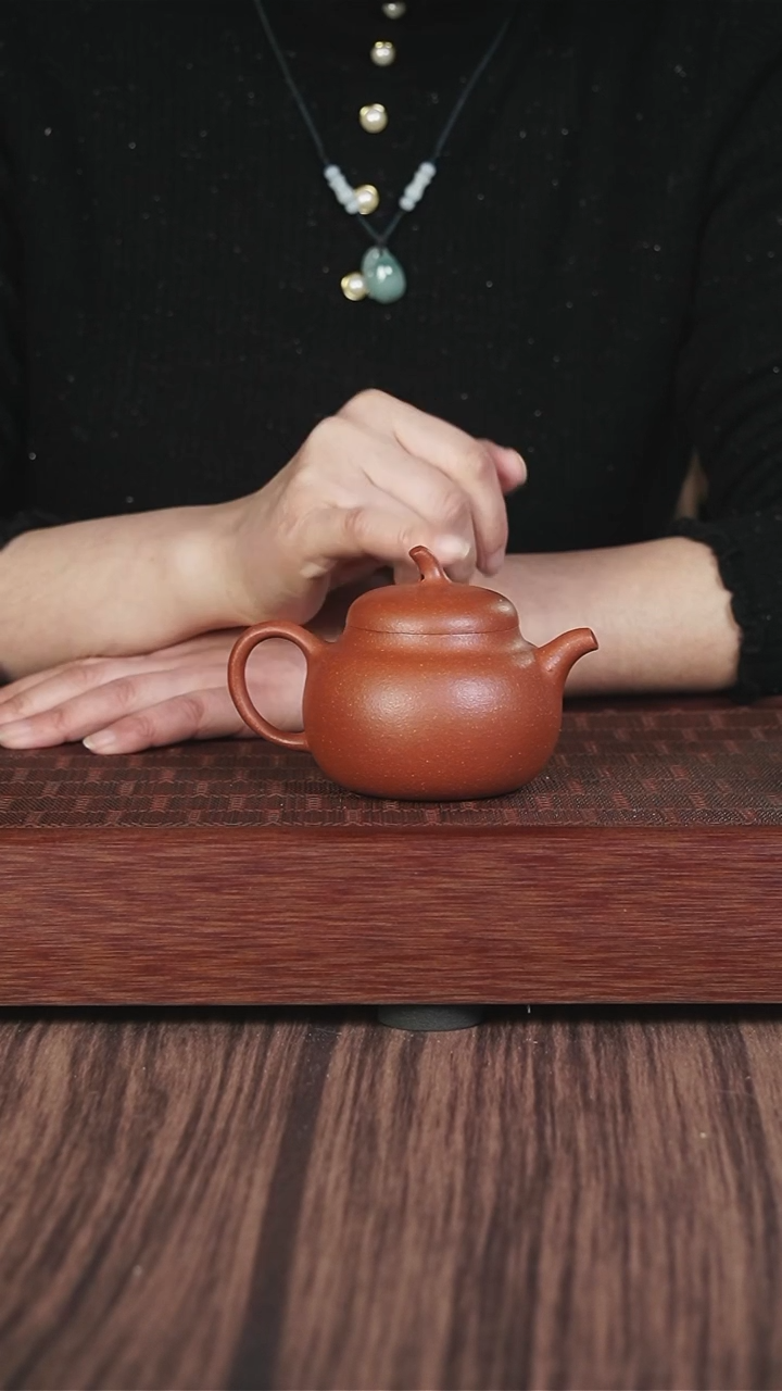 【闪购商品】紫砂茶壶xj  红降坡  茄瓜