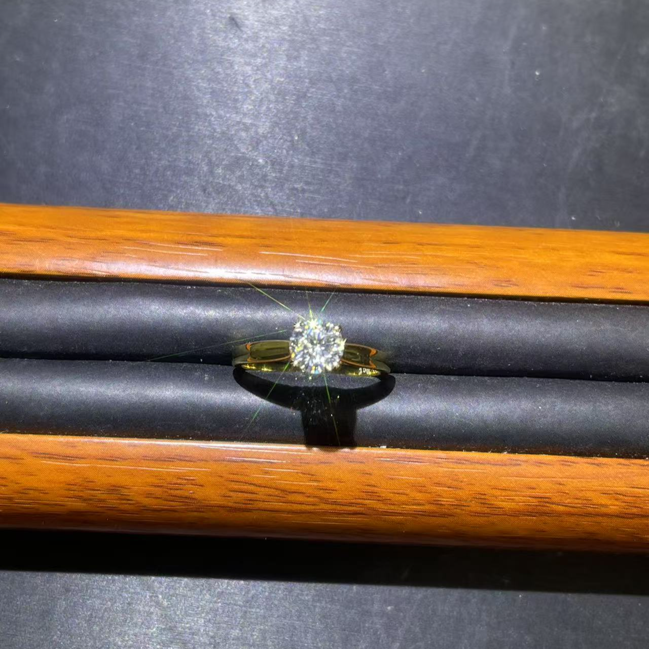 s8119黄色四爪戒指多样性发货