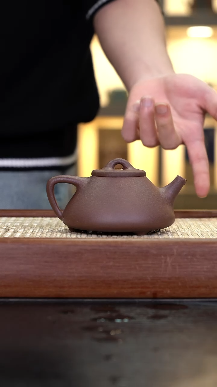 茶壶紫砂LD底槽清 子冶石瓢