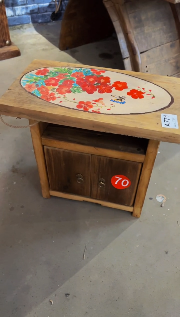 羿*风化老门板丙烯画