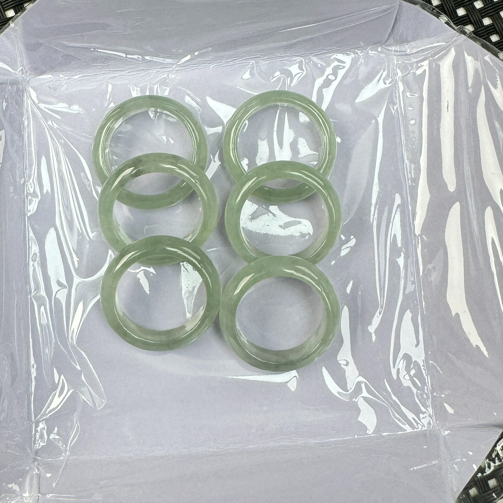 天然缅甸A货翡翠晴绿戒圈多样性发其一